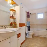 Holiday home Casa Chiripa